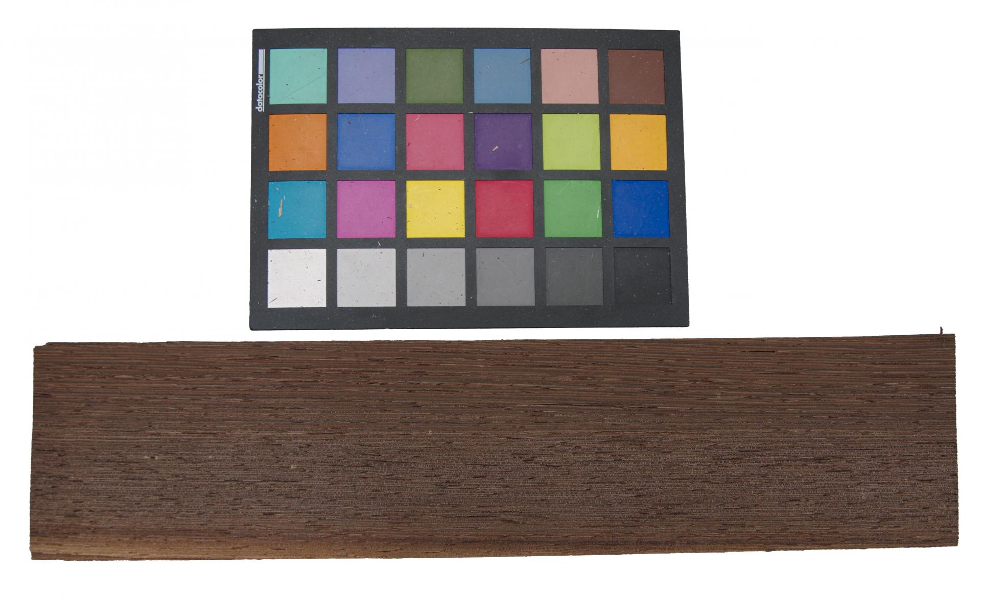 Wenge -Furnier (0,6mm) - 0,58m² (16Stk. x 40cm x 9cm)