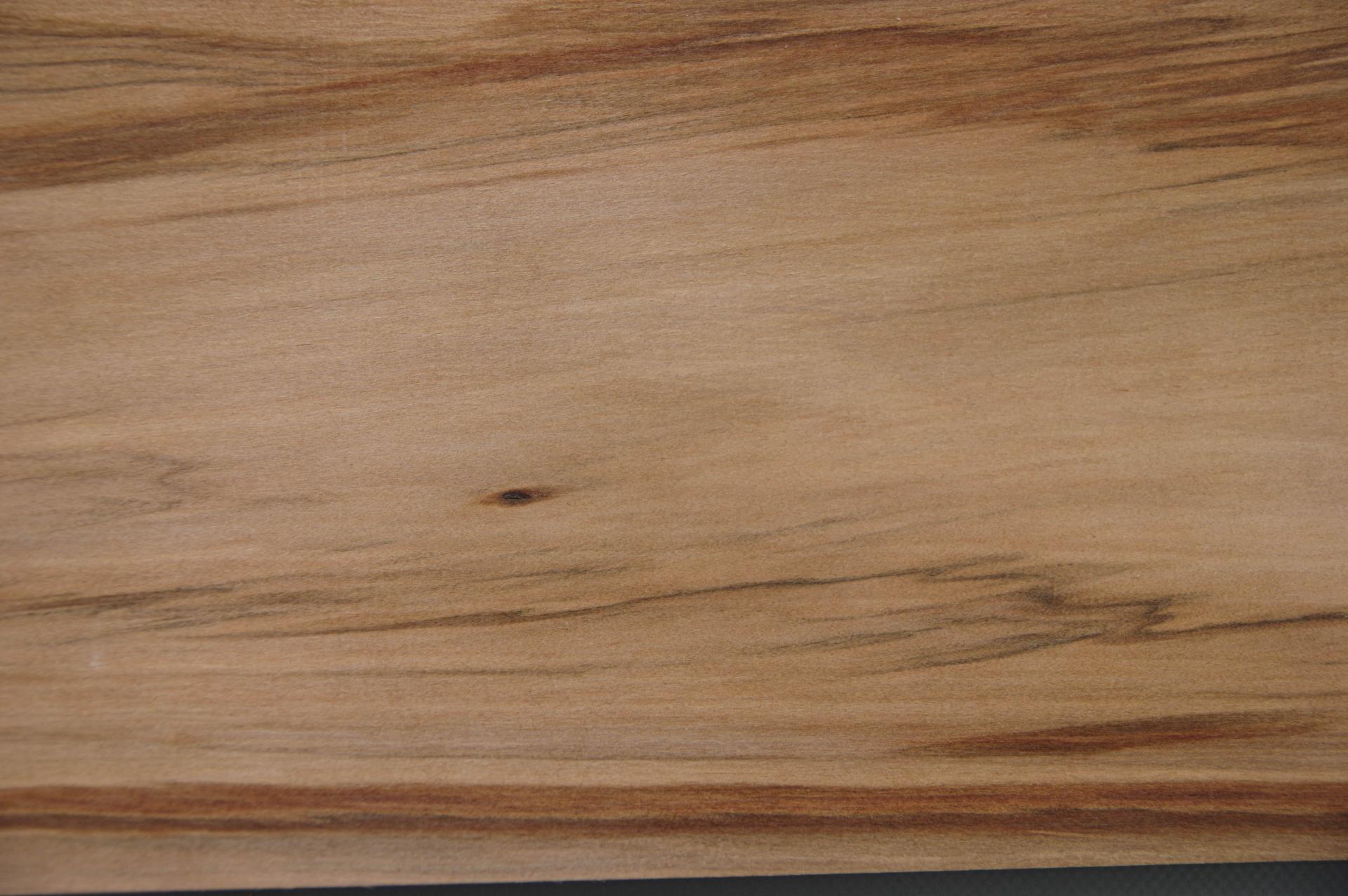 Satin Walnut, - veneer (1,4mm) - 1,27m² (12pcs. x 66cm x 16cm)