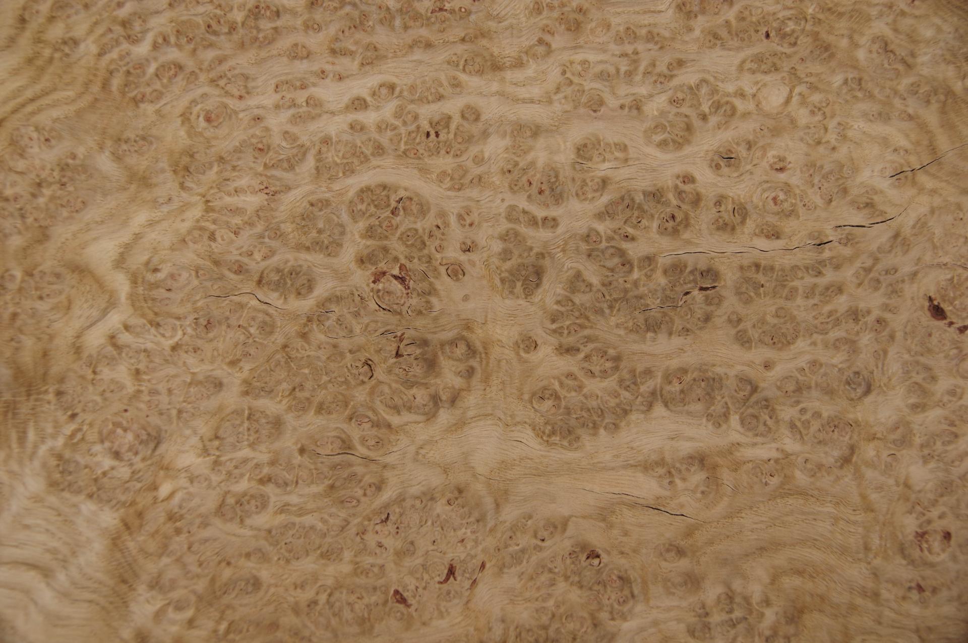 Eiche, Maser (Roseneiche) -Furnier (0,6mm) - 2,37m² (13Stk. x 70cm x 26cm)