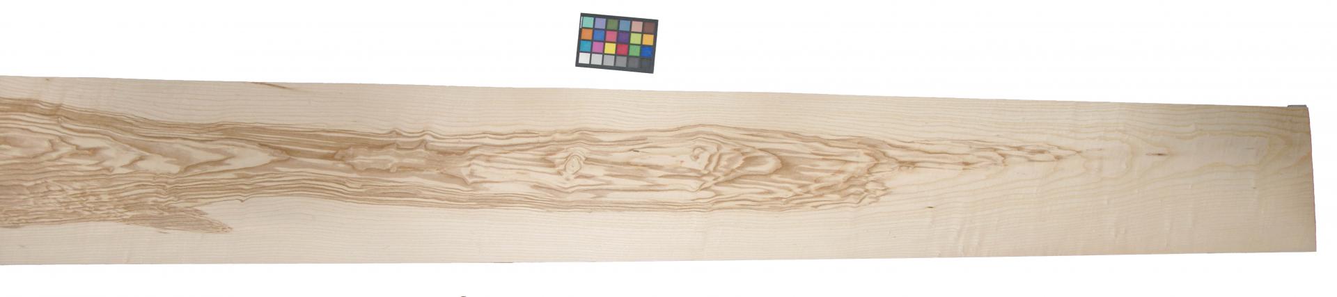 Olive Ash, - veneer (0,6mm) - 36,94m² (23pcs. x 365cm x 44cm)