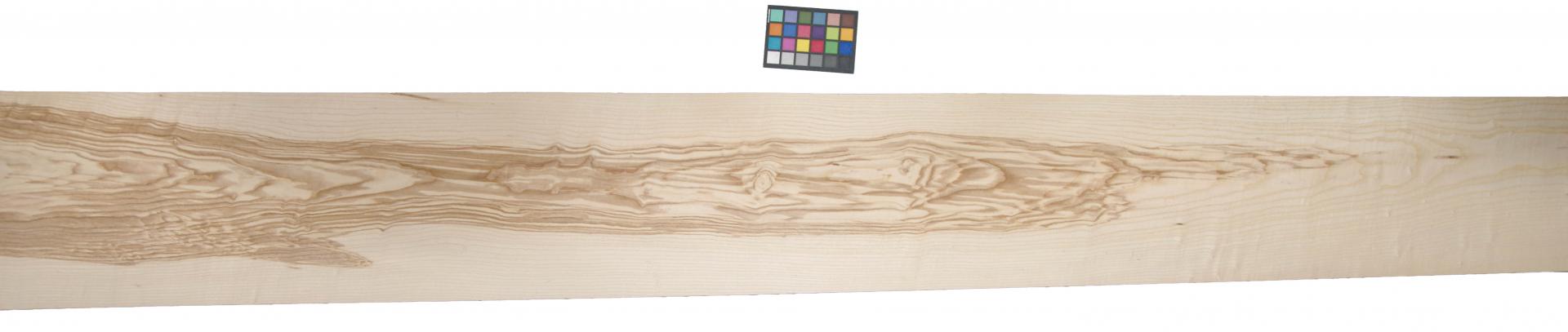 Olive Ash, - veneer (0,6mm) - 36,94m² (23pcs. x 365cm x 44cm)
