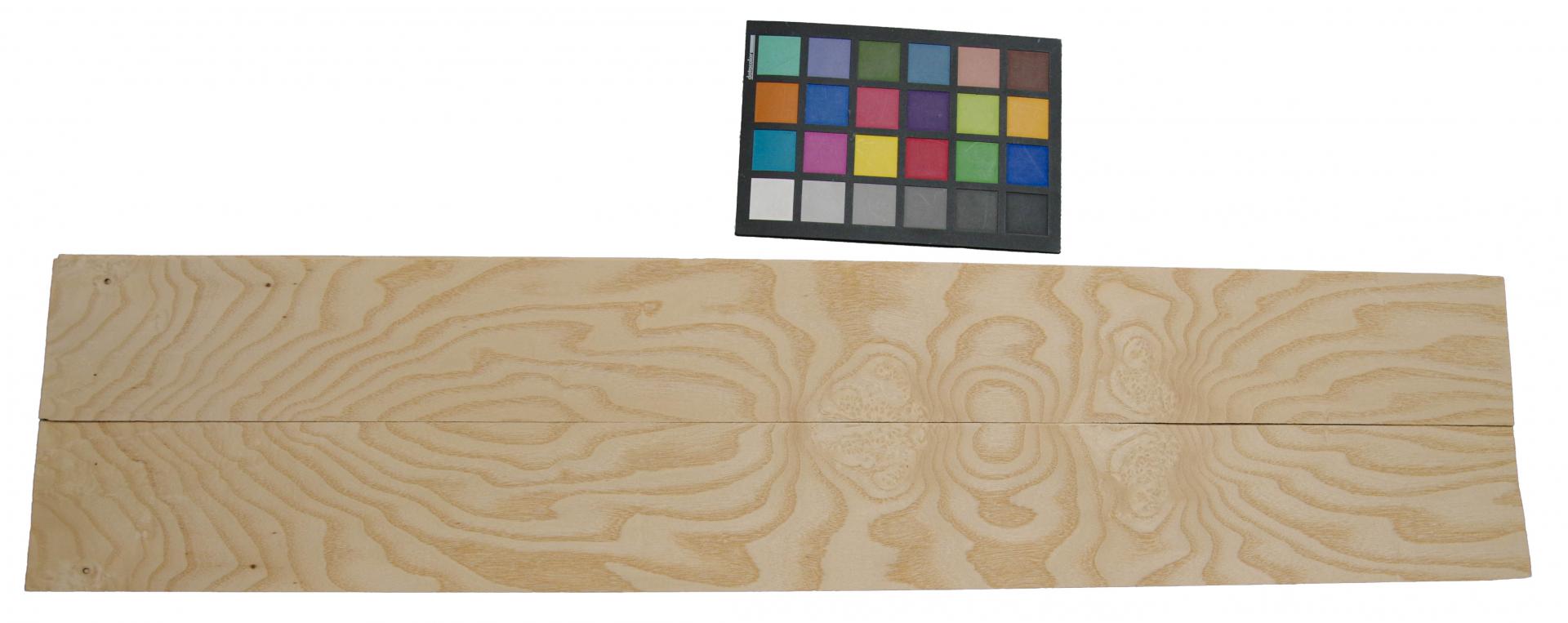 Esche Maser, weiß -Furnier (0,6mm) - 0,4m² (5Stk. x 88cm x 9cm)
