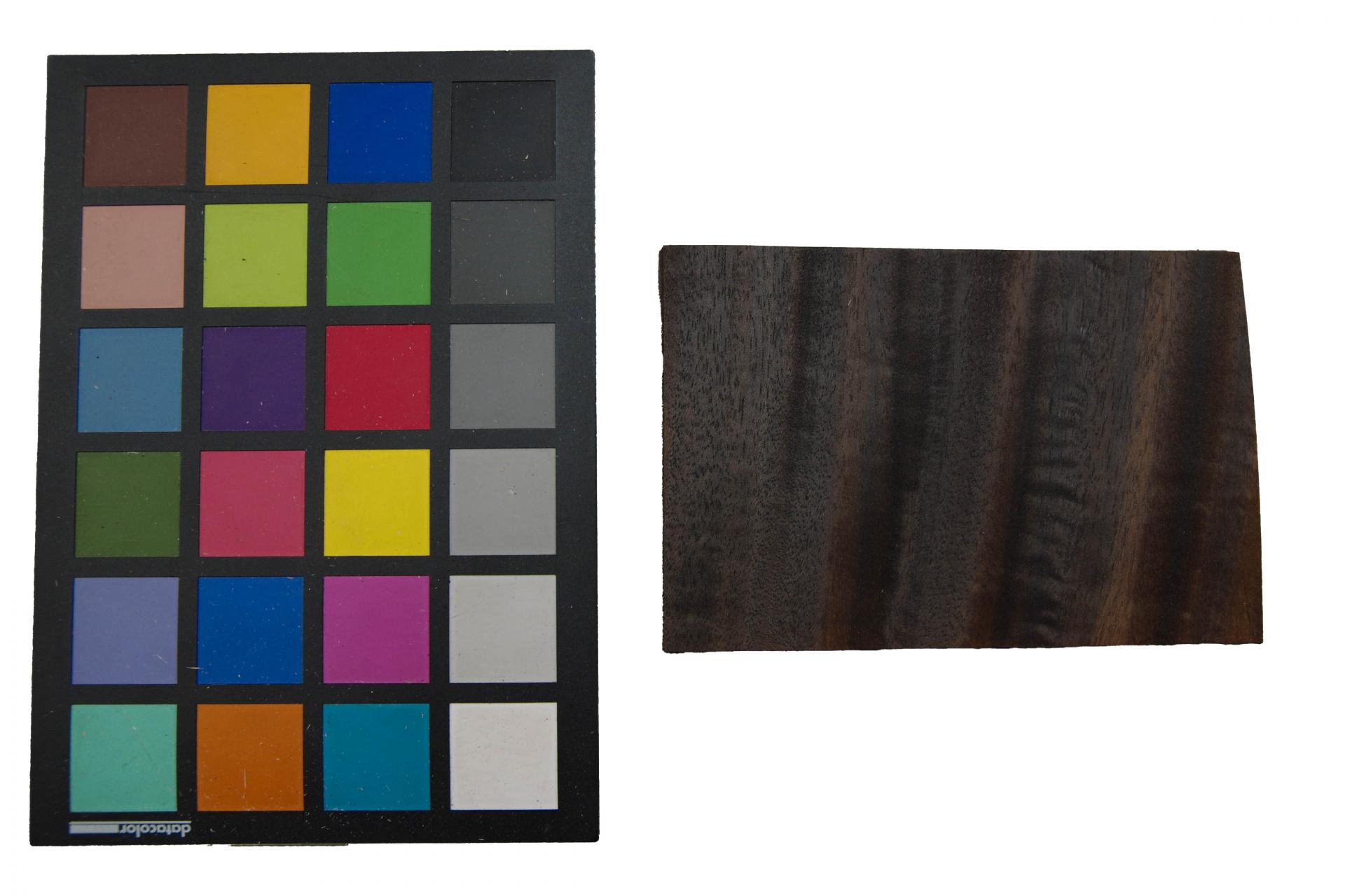 Eucalyptus (smoked), - veneer (0,6mm) - 0,28m² (22pcs. x 9cm x 14cm)