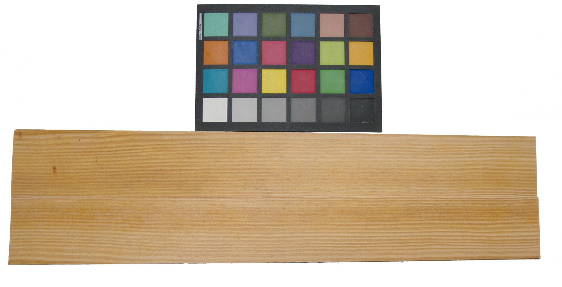 Pine, - veneer (0,9mm) - 0,75m² (23pcs. x 54cm x 6cm)