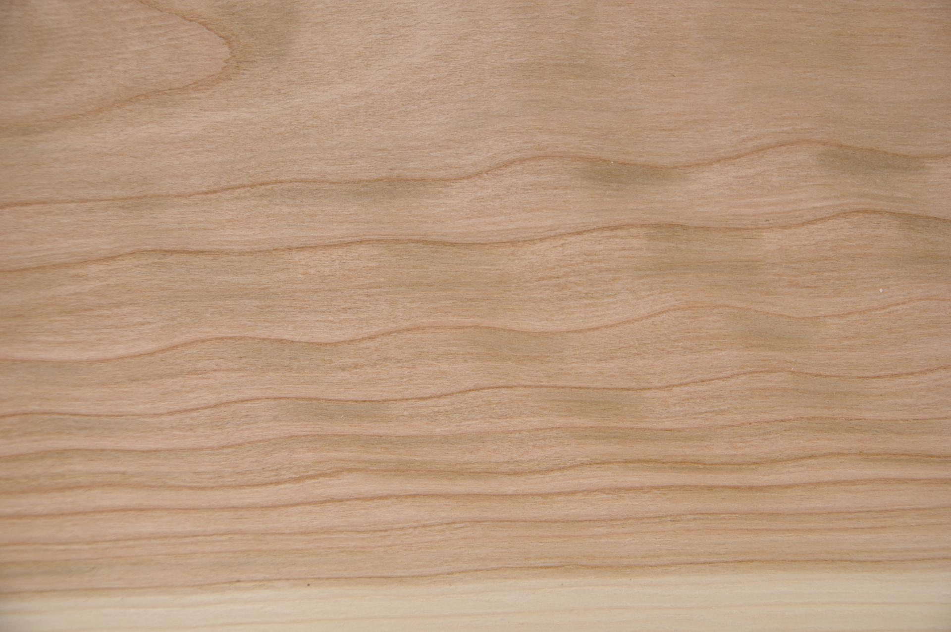 Kirschbaum, europäischer -Furnier (2,4mm) - 0,99m² (6Stk. x 87cm x 19cm)