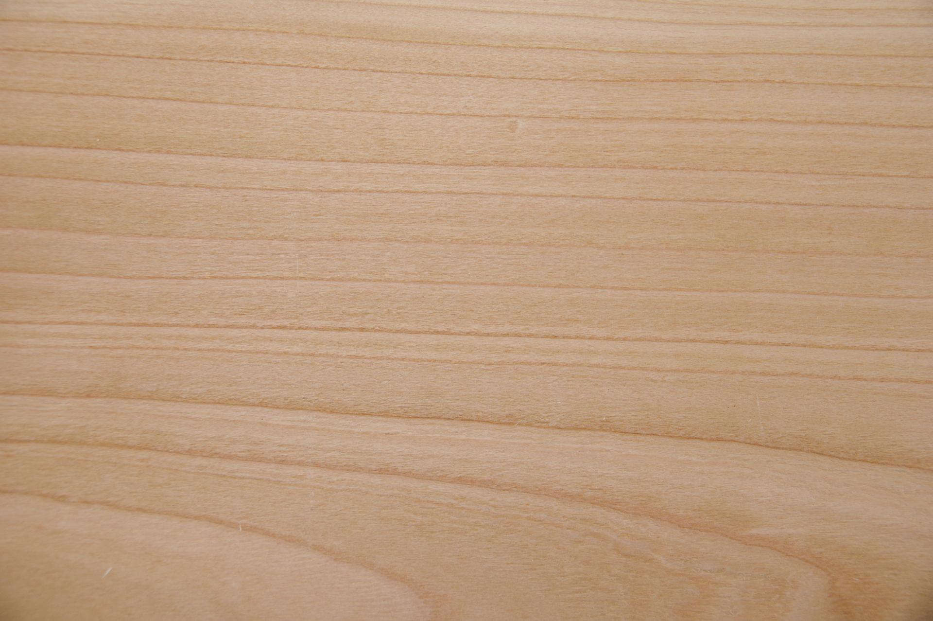 European Cherry, - veneer (2,4mm) - 0,75m² (6pcs. x 57cm x 22cm)