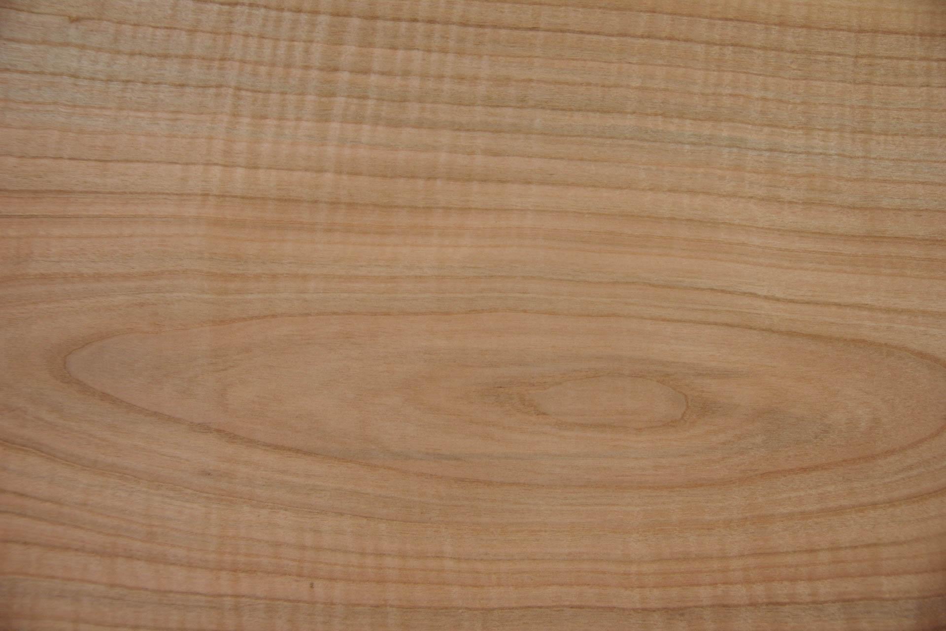 European Cherry, - veneer (0,6mm) - 5,3m² (22pcs. x 86cm x 28cm)