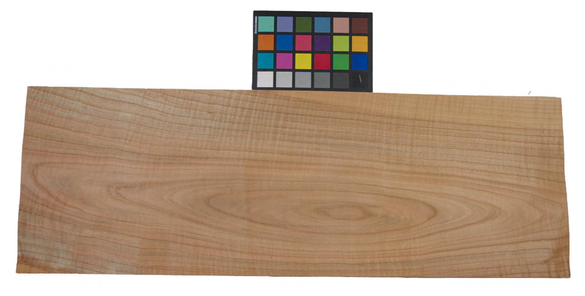European Cherry, - veneer (0,6mm) - 5,3m² (22pcs. x 86cm x 28cm)