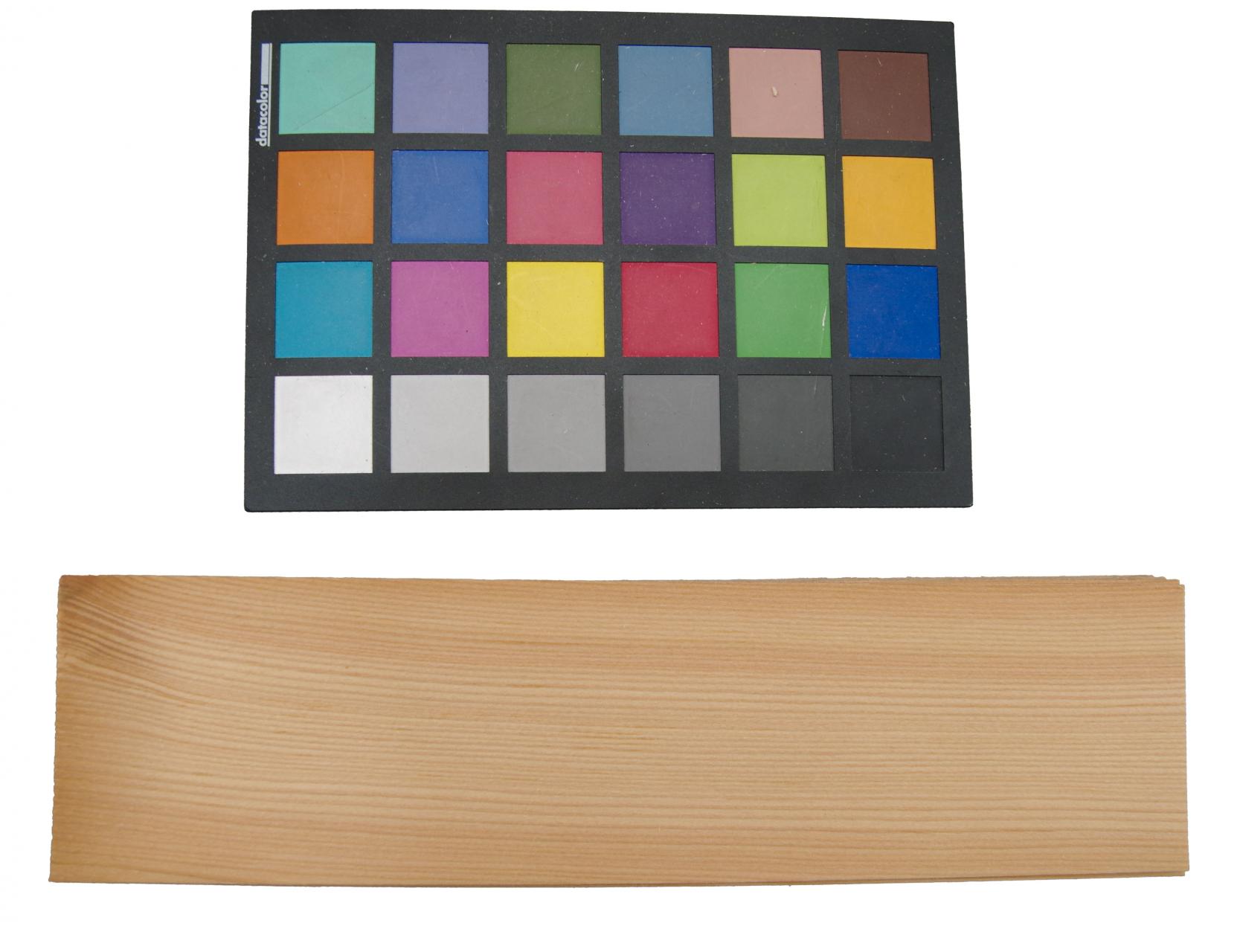 Larch, - veneer (0,8mm) - 0,37m² (17pcs. x 29cm x 7,5cm)