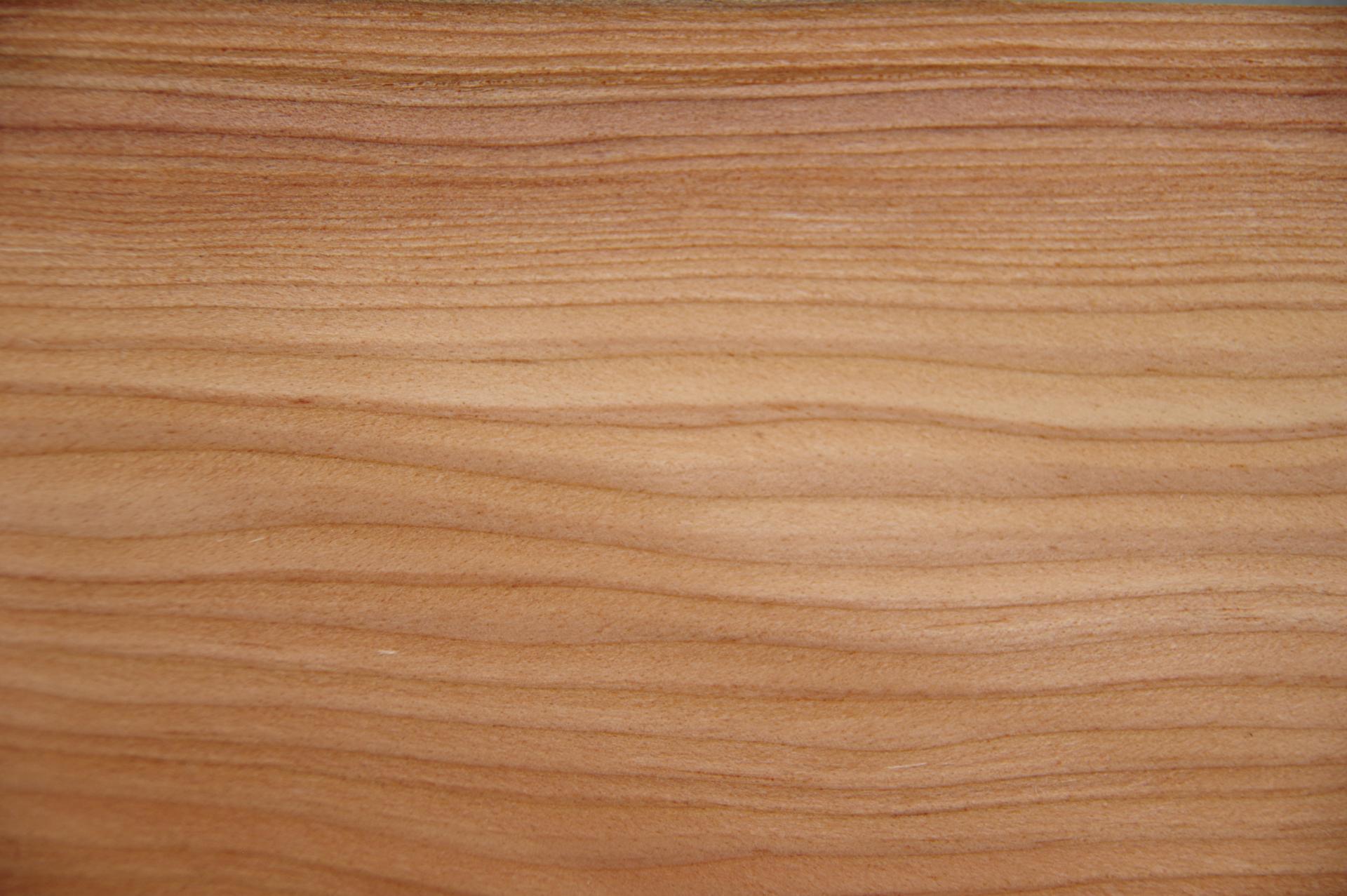 Lärche -Furnier (1mm) - 0,36m² (16Stk. x 25cm x 9cm)