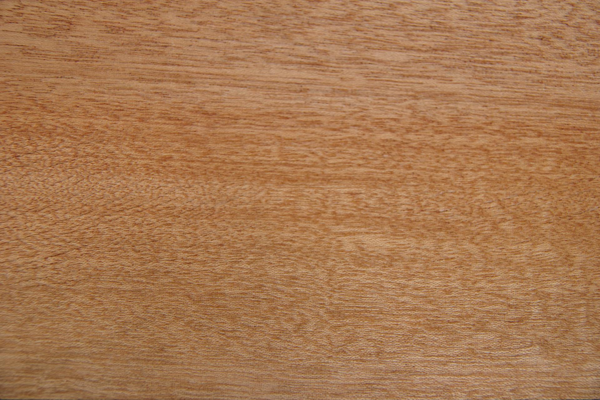Mahogany Sapeli, - veneer (2,4mm) - 0,39m² (9pcs. x 36cm x 12cm)