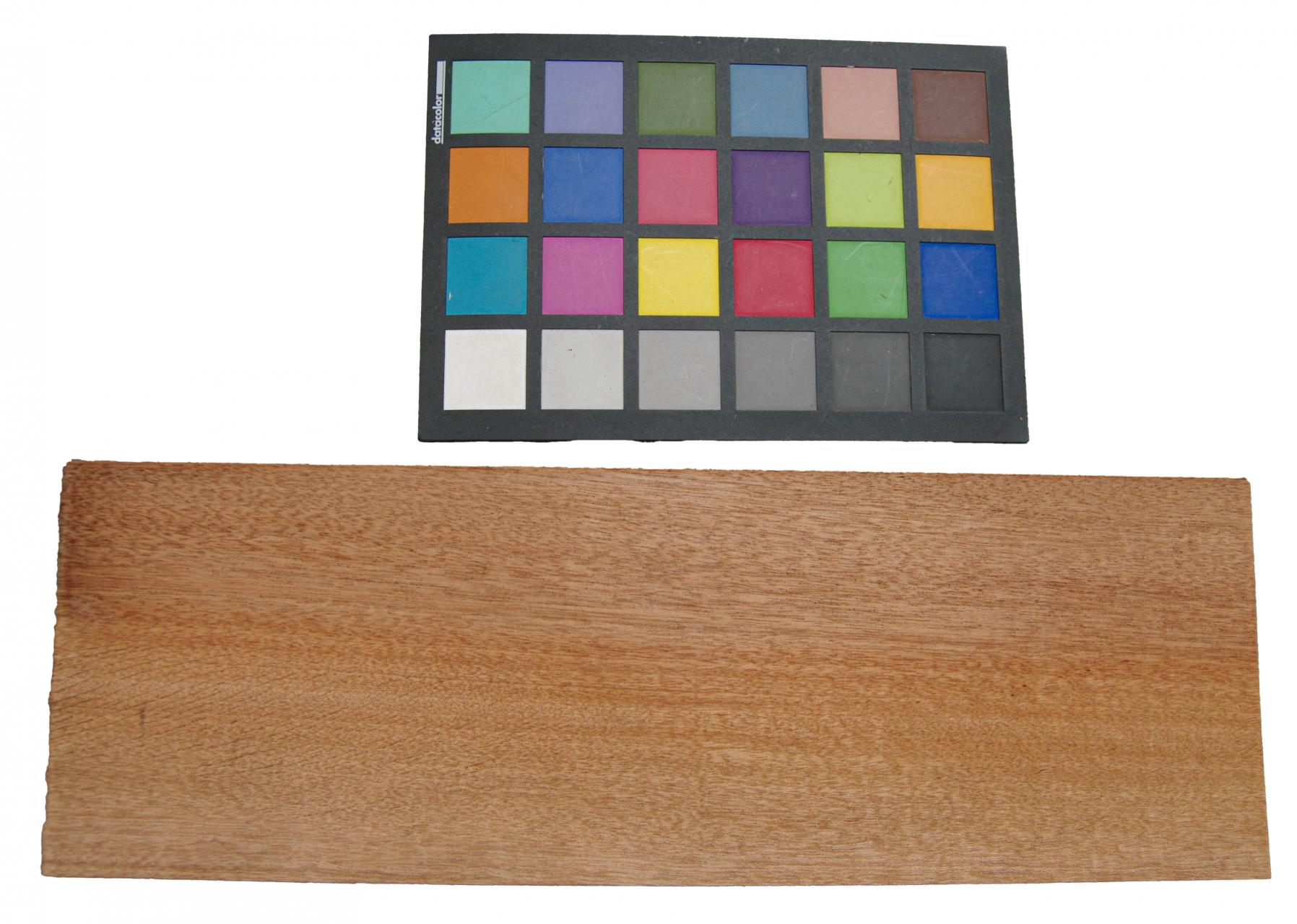 Mahogany Sapeli, - veneer (2,4mm) - 0,39m² (9pcs. x 36cm x 12cm)