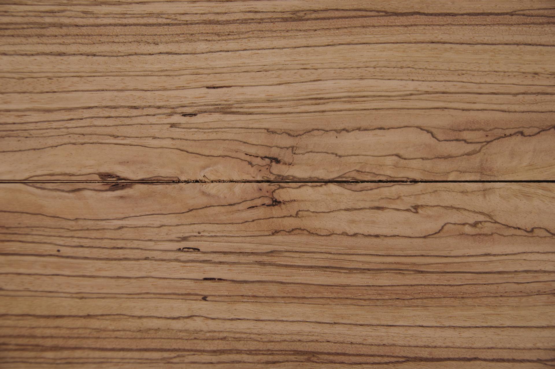 Zebrawood, - veneer (0,6mm) - 1,02m² (21pcs. x 61cm x 8cm)