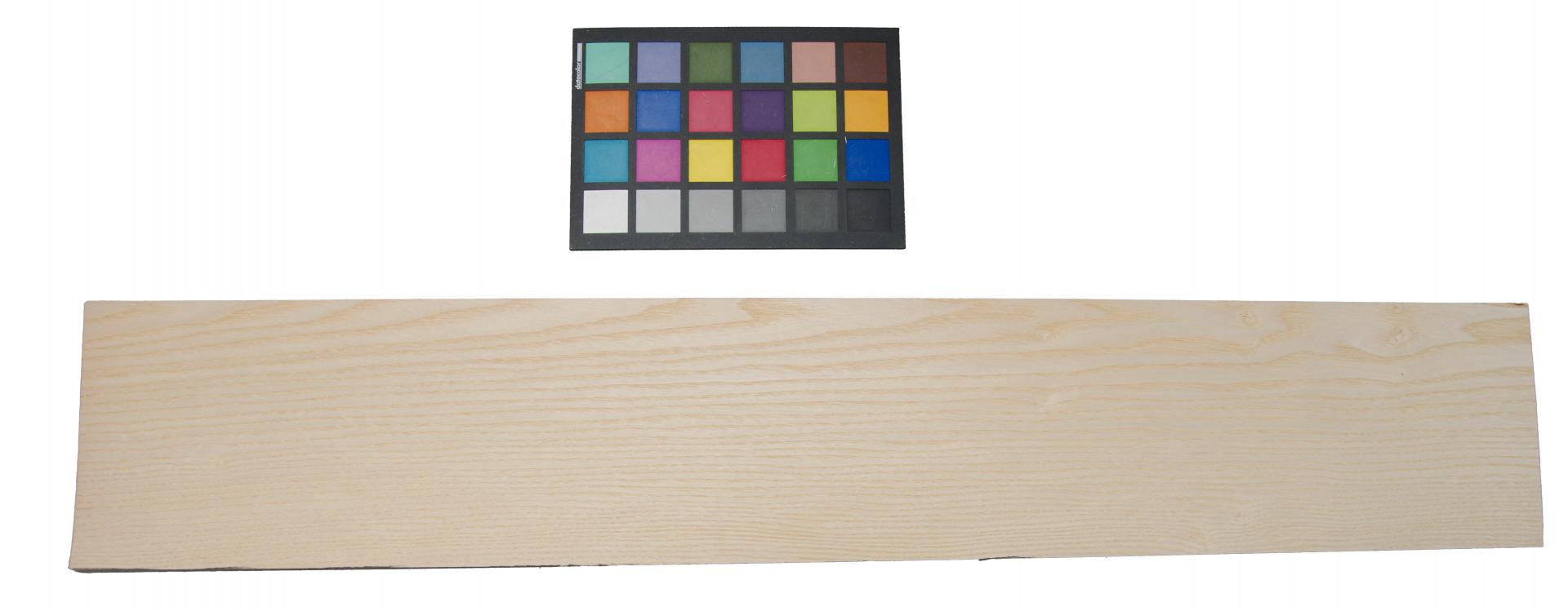 White Ash, - veneer (1,4mm) - 1,34m² (11pcs. x 84cm x 14,5cm)