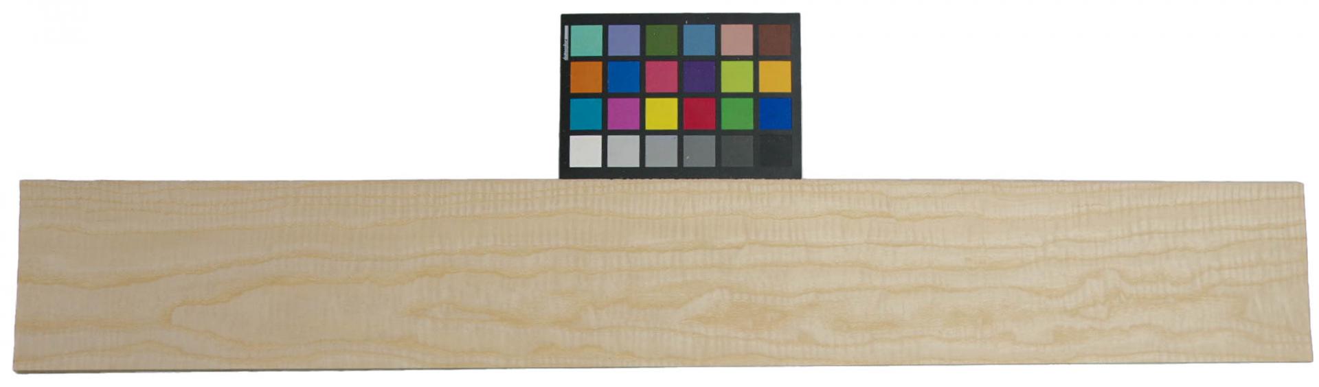 Figured White Ash, veneer with Colour reference card
