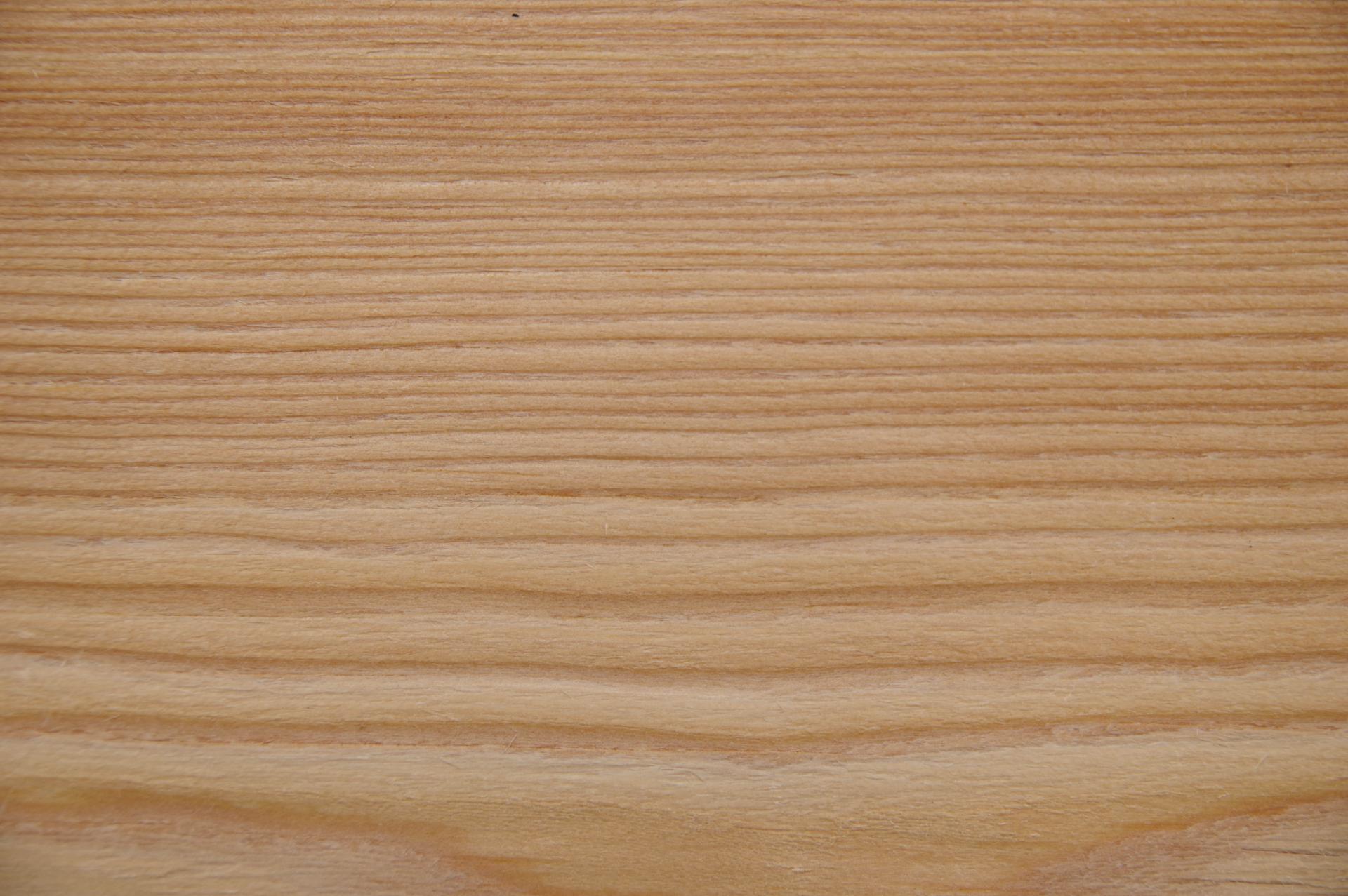 Lärche -Furnier (1mm) - 2,15m² (24Stk. x 64cm x 14cm)