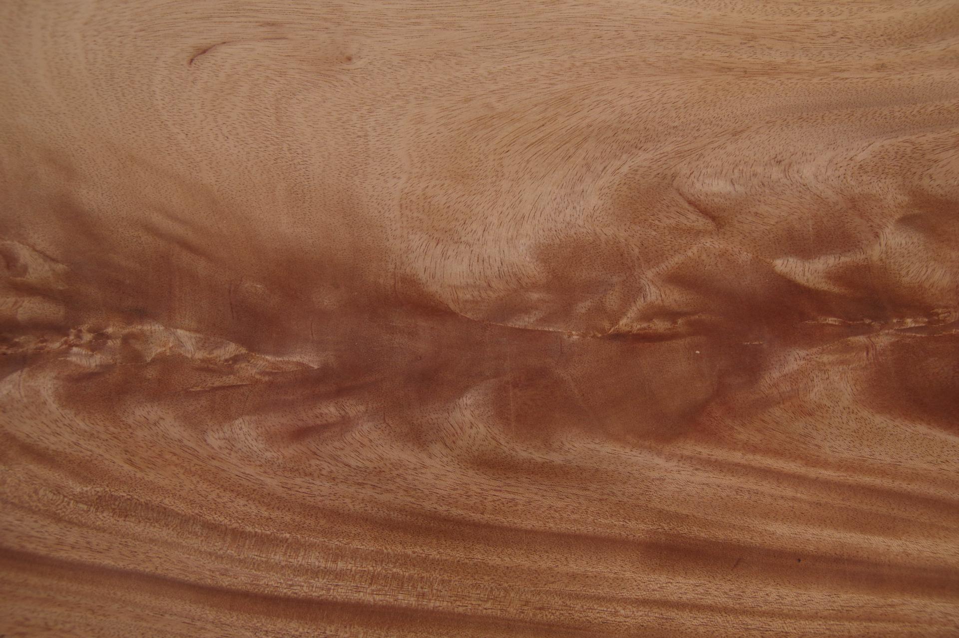 American Mahogany Crotch, - veneer (0,6mm) - 2,78m² (8pcs. x 89cm x 39cm)