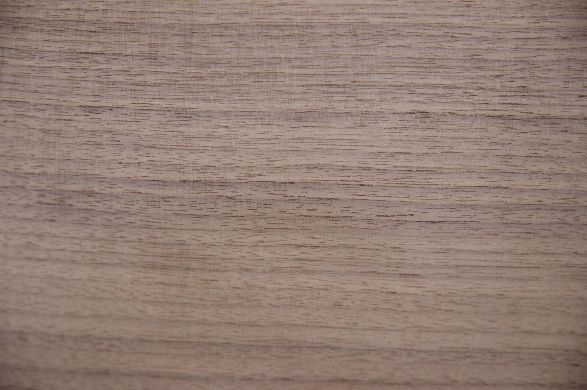Nussbaum, amerikanischer -Furnier (0,6mm) - 0,95m² (12Stk. x 61cm x 13cm)