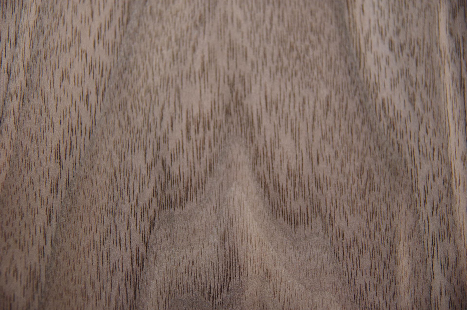 American Black Walnut, - veneer (0,6mm) - 0,29m² (14pcs. x 9cm x 23cm)