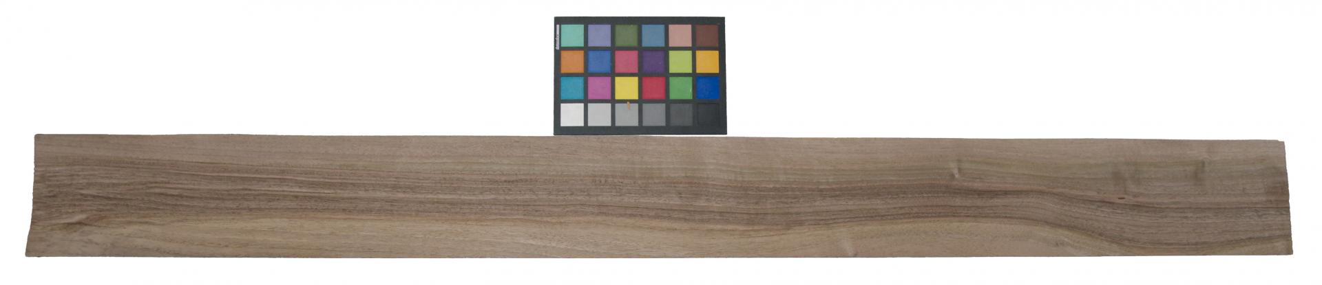 Nussbaum, europäischer -Furnier (0,9mm) - 3,09m² (16Stk. x 143cm x 13,5cm)