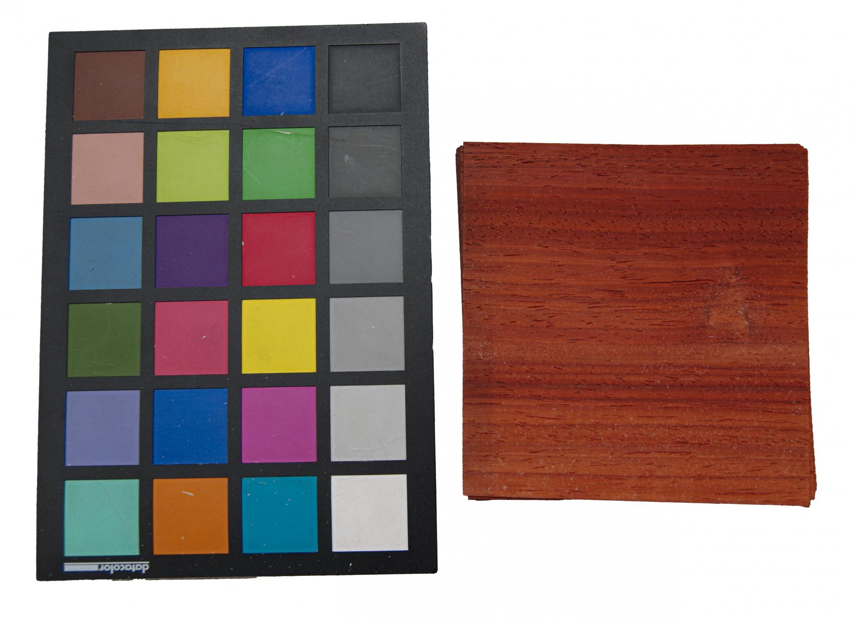 Padouk, afrikanisch -Furnier (0,6mm) - 0,29m² (22Stk. x 11cm x 12cm)