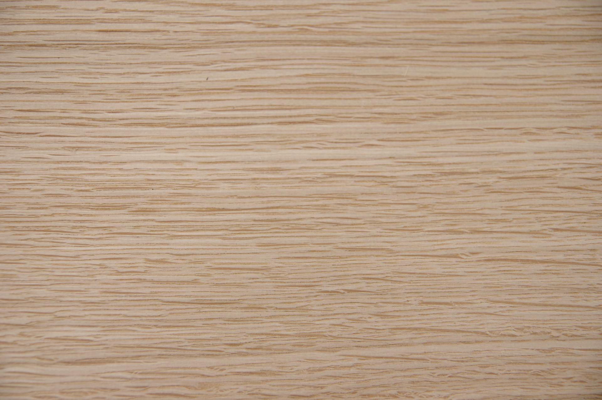 Eiche, europäische -Furnier (0,6mm) - 13,92m² (32Stk. x 300cm x 14,5cm)