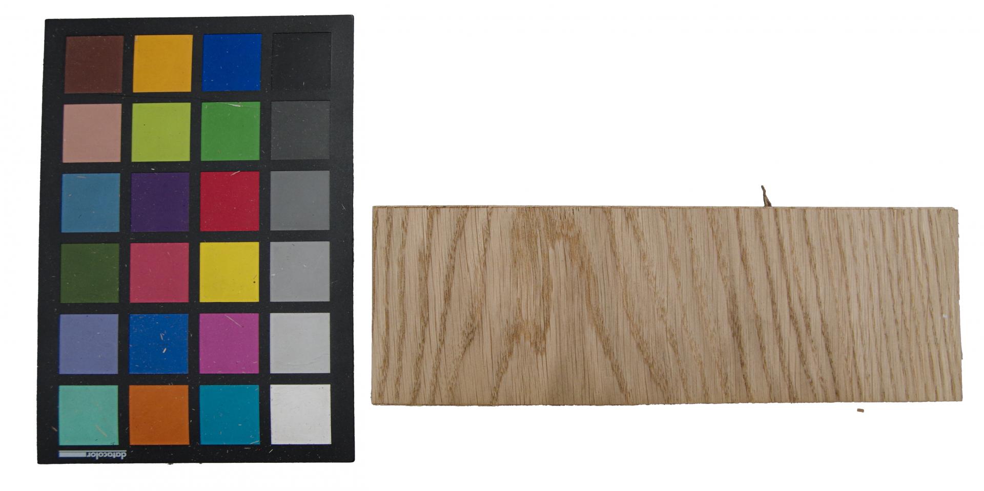 Eiche, europäische -Furnier (0,6mm) - 0,42m² (22Stk. x 8cm x 24cm)