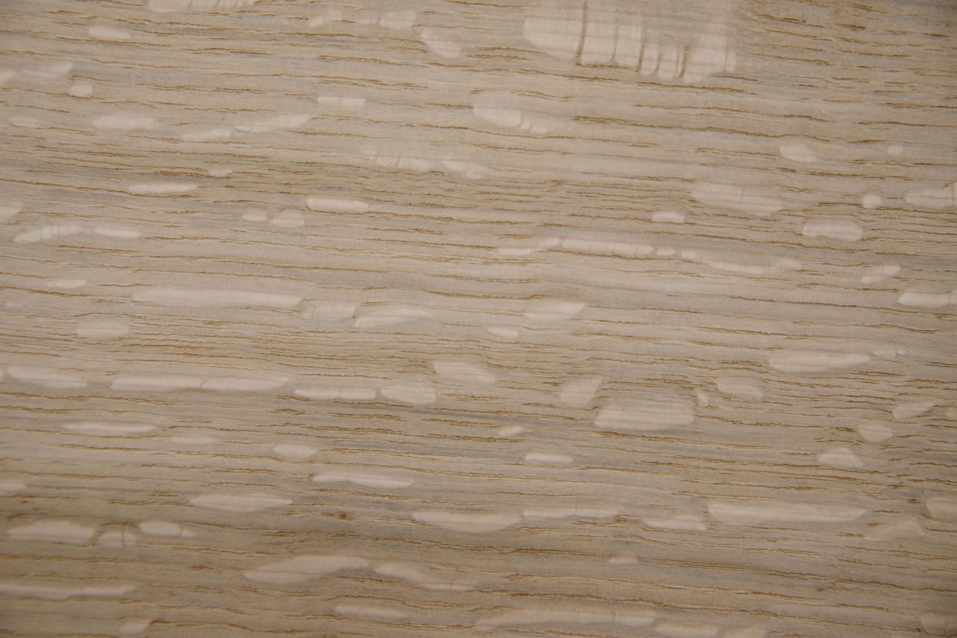 Eiche, europäische -Furnier (2,2mm) - 0,24m² (7Stk. x 15cm x 23cm)