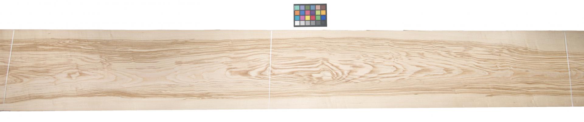 Olive Ash, - veneer (0,6mm) - 40,52m² (23pcs. x 367cm x 48cm)