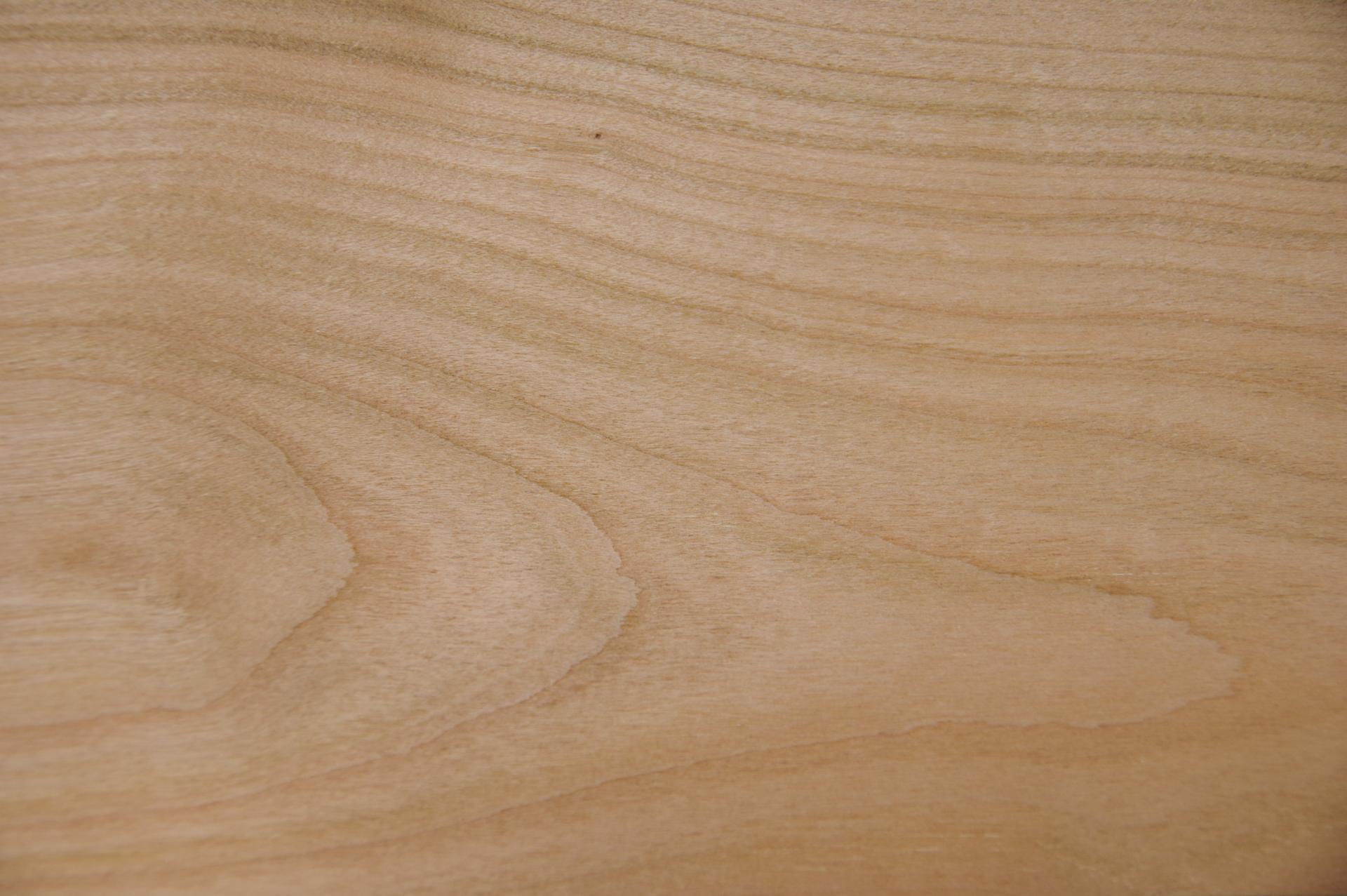 Kirschbaum, europäischer -Furnier (0,6mm) - 0,8m² (26Stk. x 22cm x 14cm)