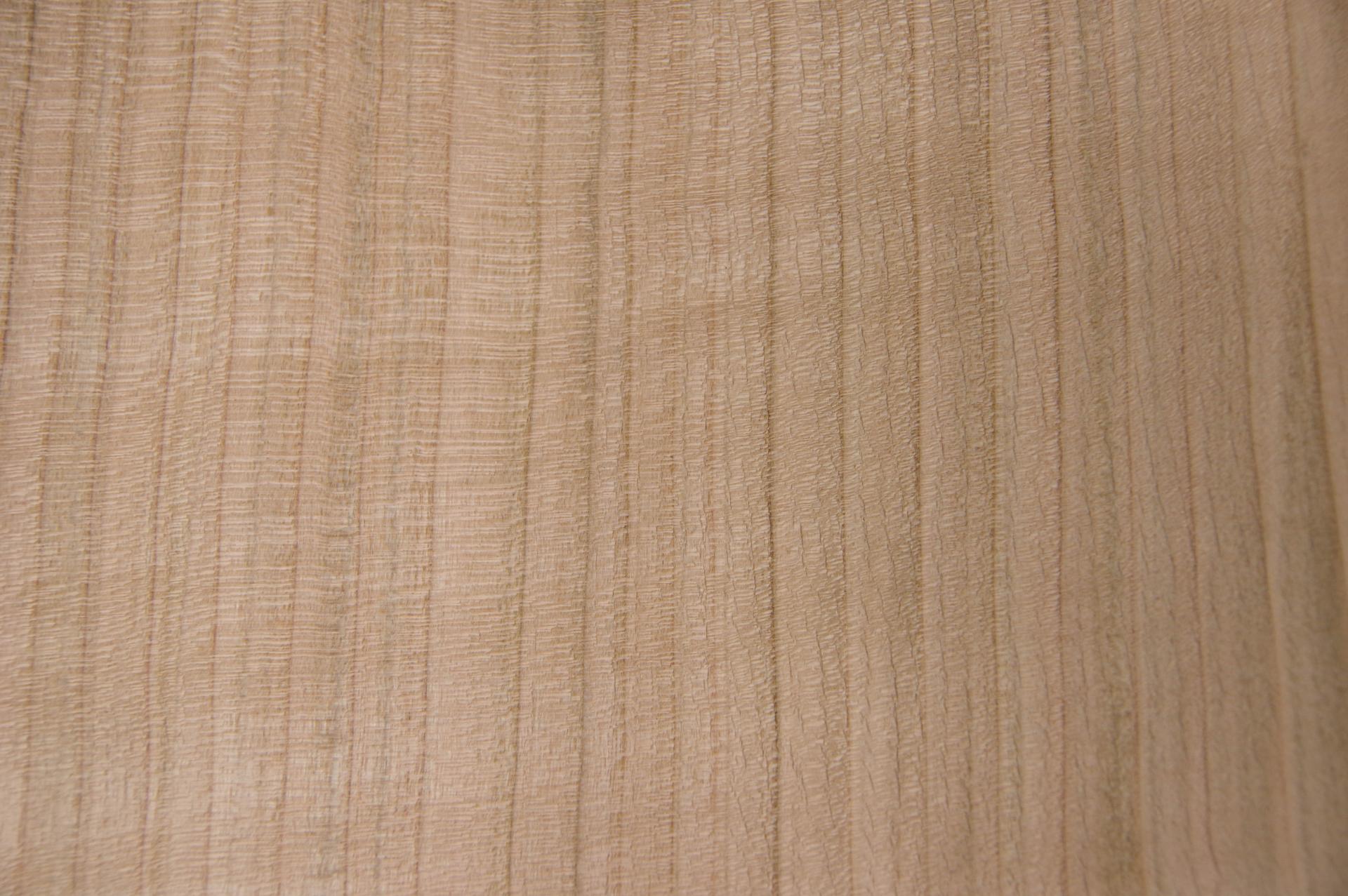 European Cherry, - veneer (2,4mm) - 0,29m² (9pcs. x 16cm x 20cm)