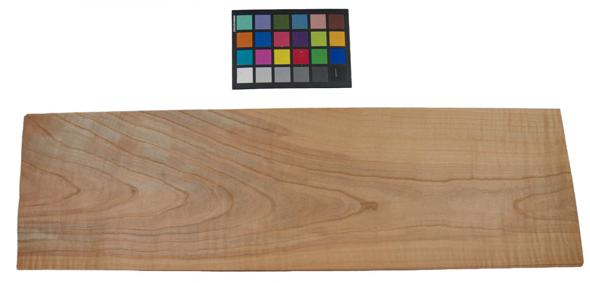 European Cherry, - veneer (0,6mm) - 6,39m² (30pcs. x 87cm x 24,5cm)