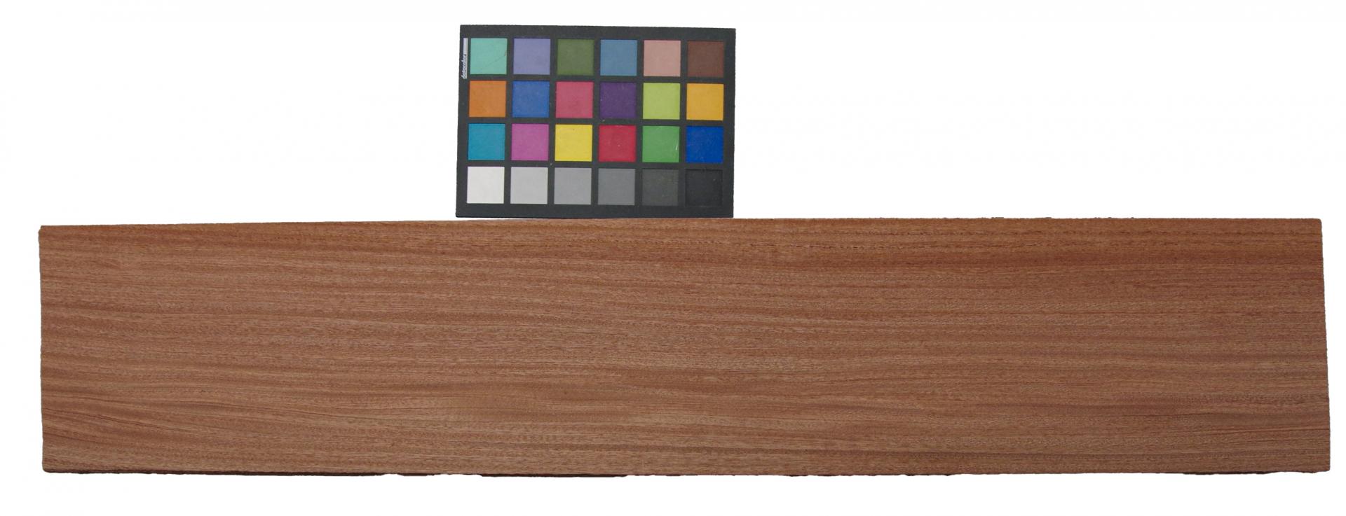 Mahagoni Sapeli -Furnier (2,4mm) - 1,22m² (8Stk. x 90cm x 17cm)