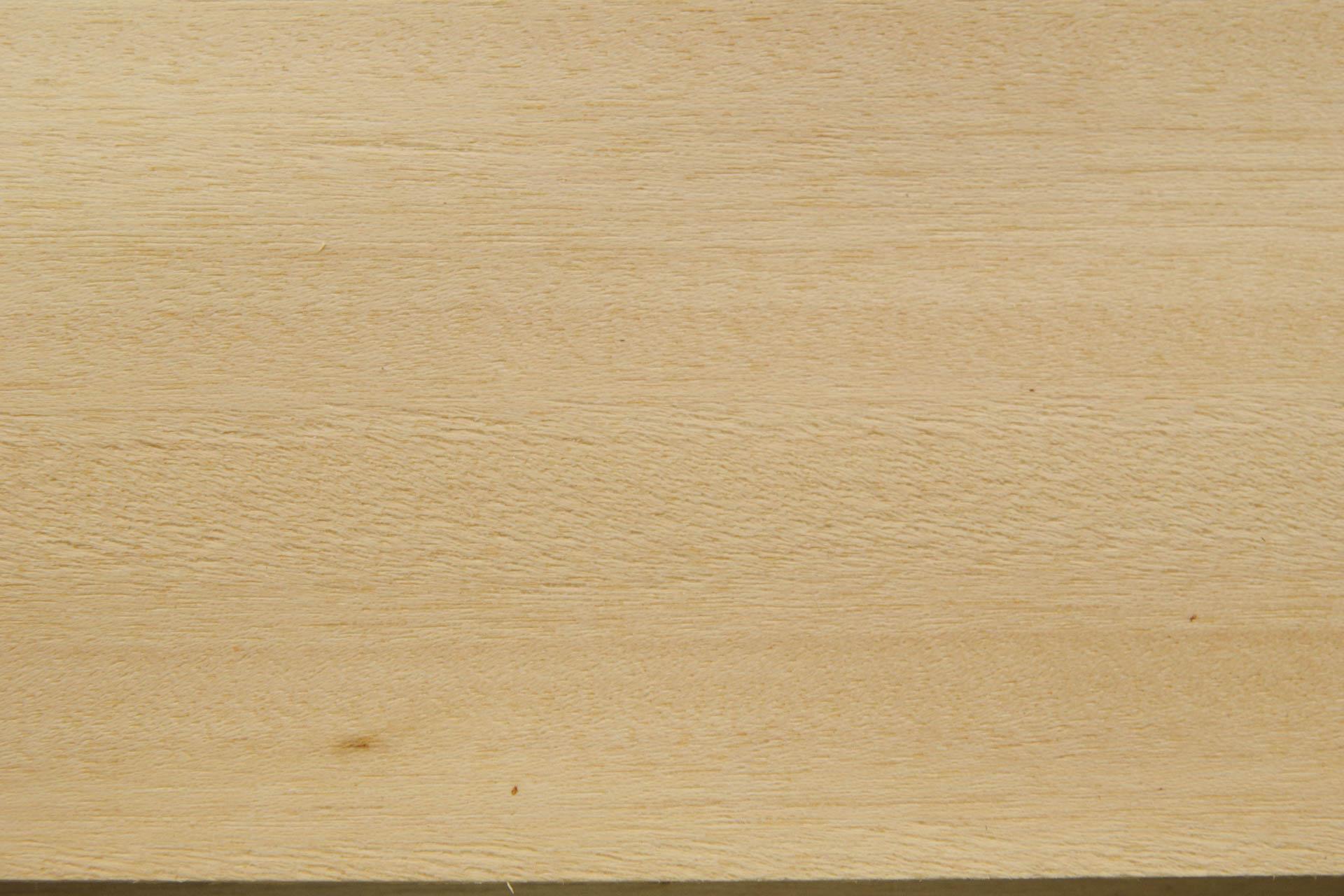 Chen Chen, - veneer(0,6mm) - 1,31m² (17pcs. x 91cm x 8,5cm)