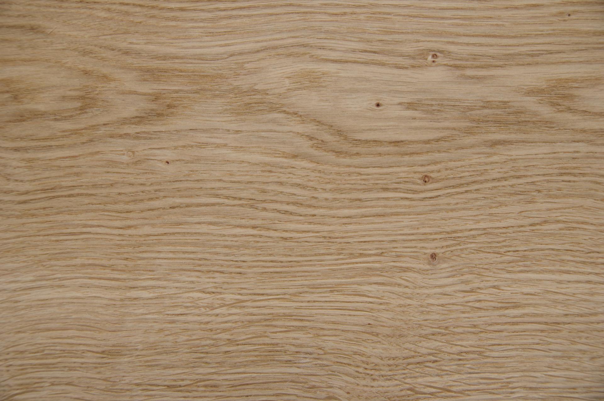 Eiche (Asteiche Wildeiche) -Furnier (0,9mm) - 3,92m² (16Stk. x 114cm x 21,5cm)