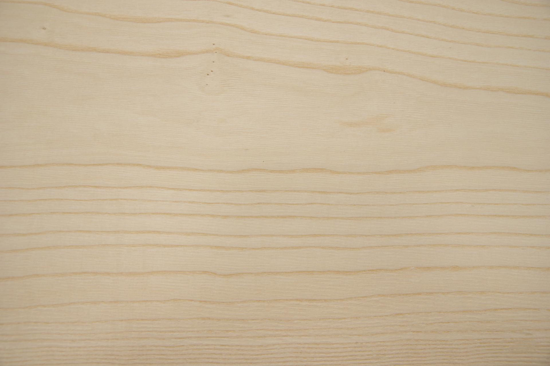 White Ash, - veneer (2,4mm) - 2,79m² (8pcs. x 97cm x 36cm)