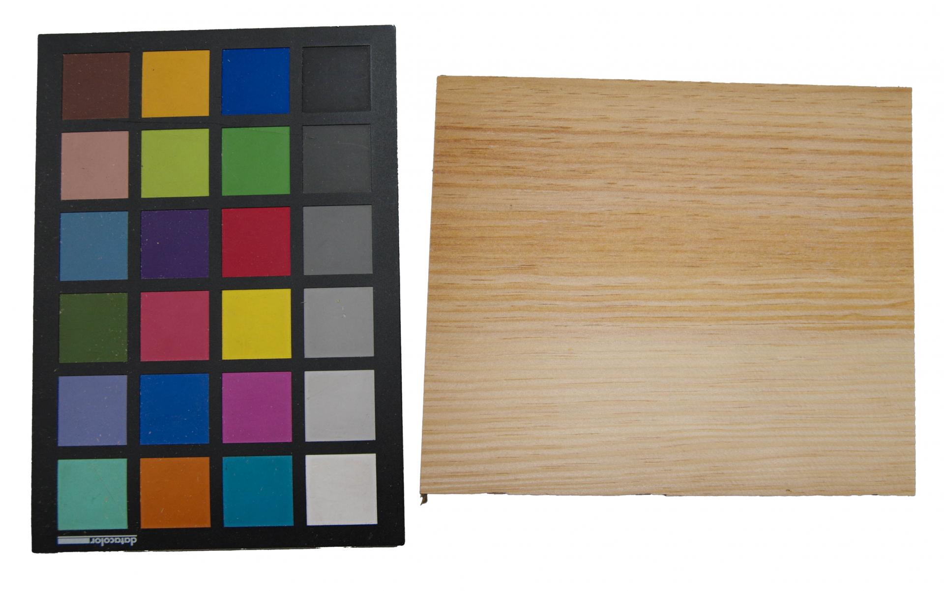 Pine, - veneer (0,9mm) - 0,57m² (23pcs. x 17cm x 14,5cm)