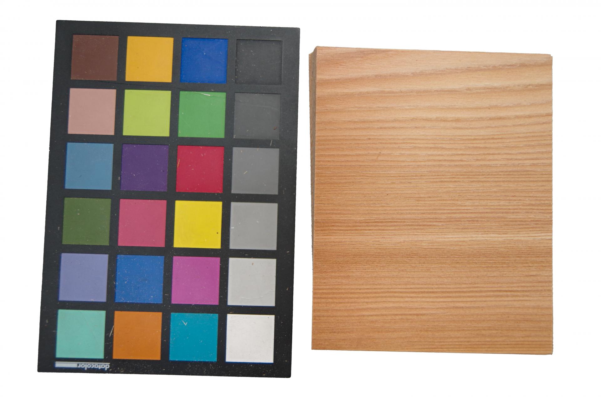Lärche -Furnier (1mm) - 0,43m² (24Stk. x 12cm x 15cm)