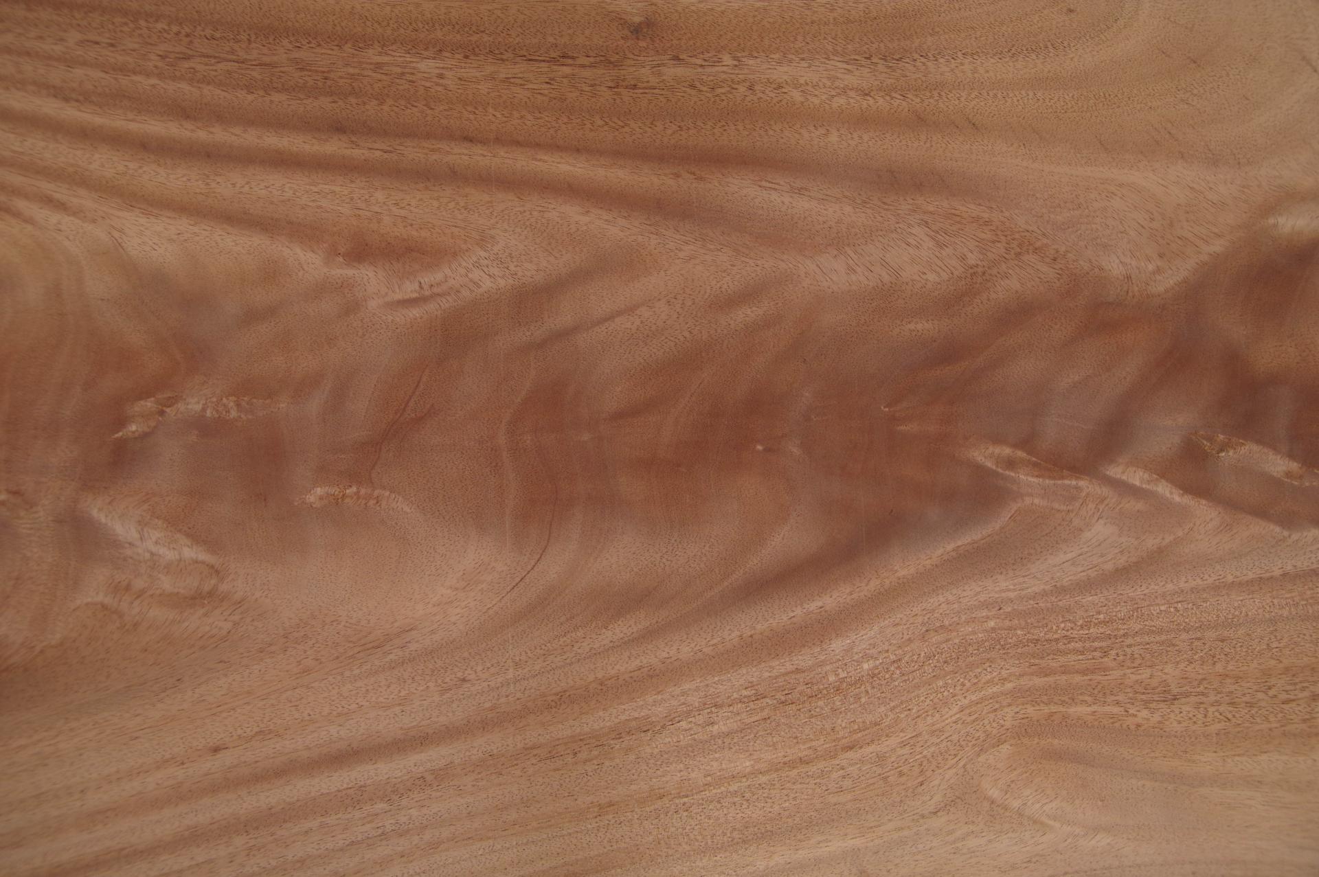 American Mahogany Crotch, - veneer (0,6mm) - 9,6m² (24pcs. x 93cm x 43cm)