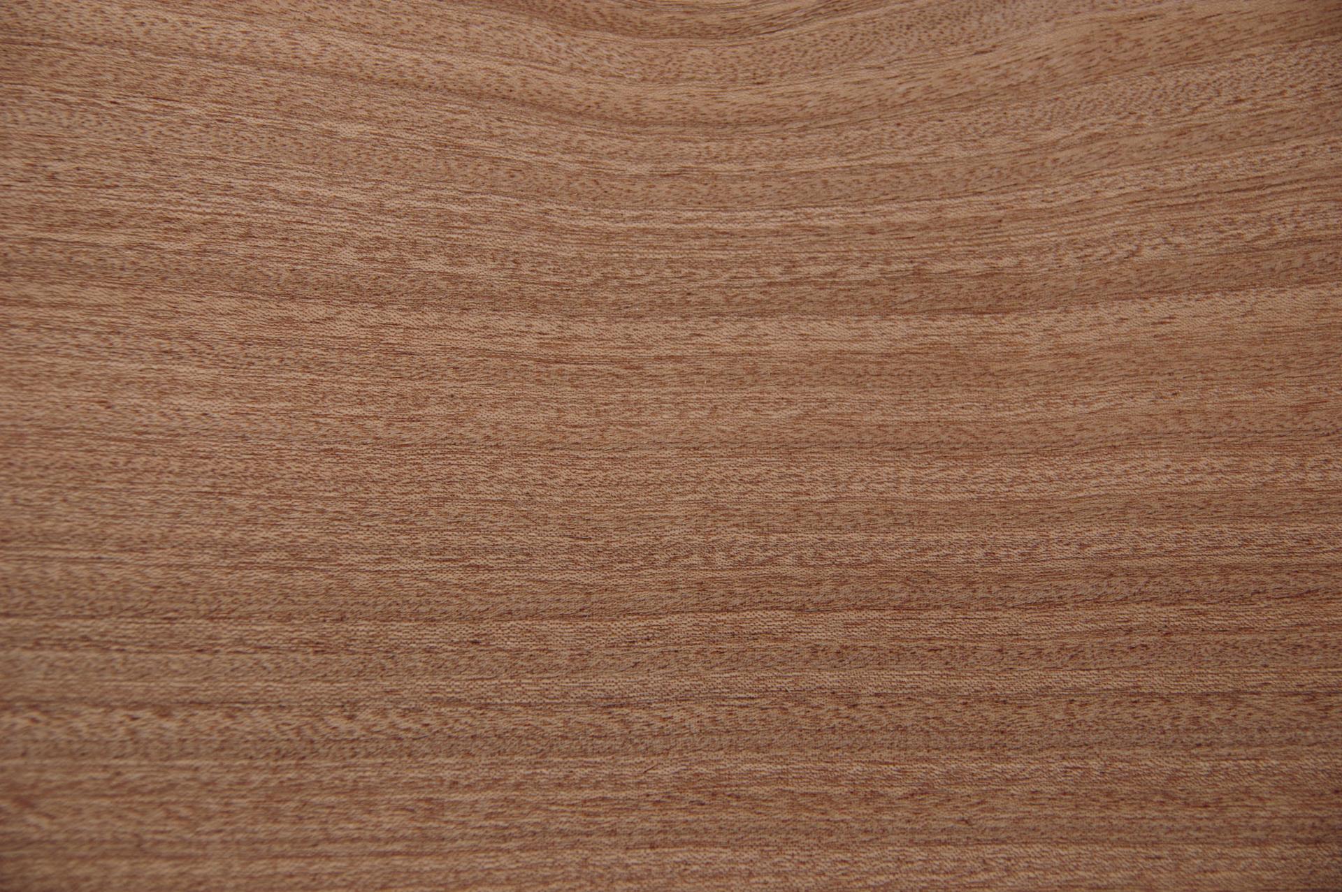 Mahogany Sapeli, - veneer (2,4mm) - 0,92m² (8pcs. x 82cm x 14cm)