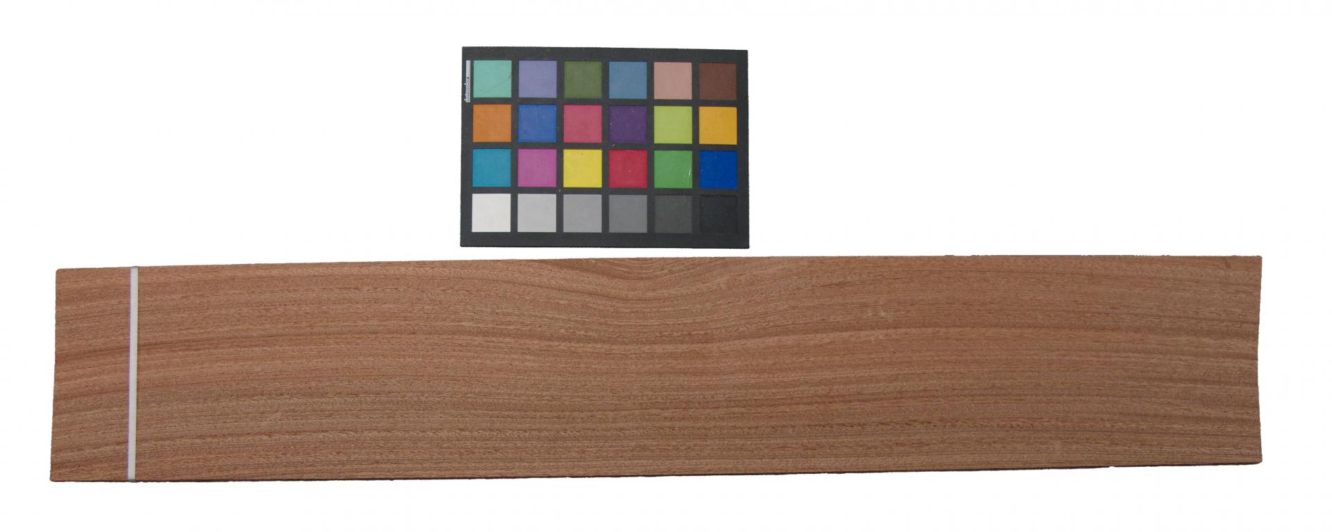 Mahogany Sapeli, - veneer (2,4mm) - 0,92m² (8pcs. x 82cm x 14cm)