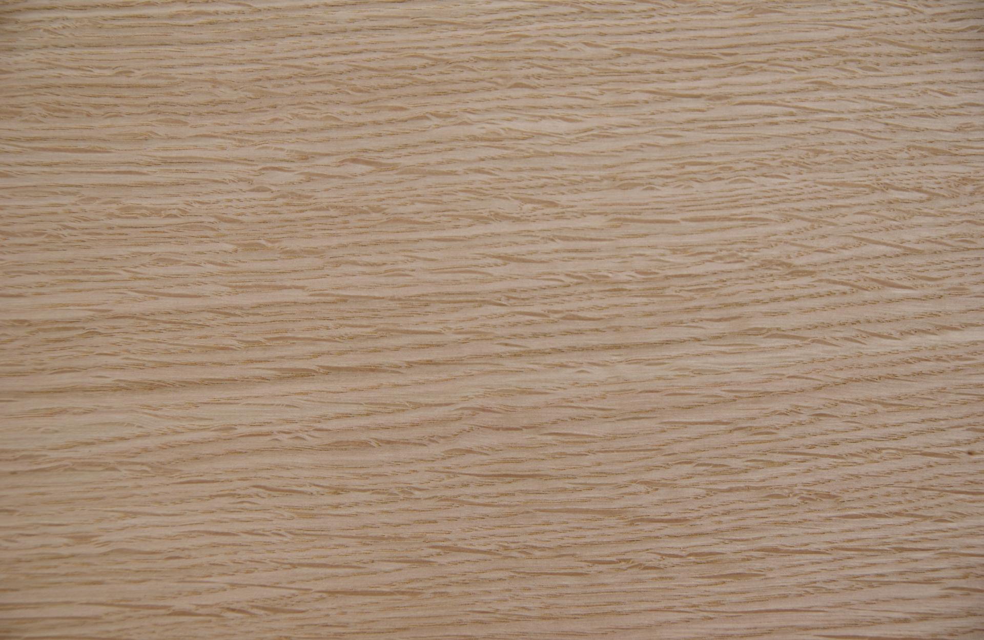 Eiche, europäische -Furnier (0,6mm) - 16,85m² (32Stk. x 270cm x 19,5cm)