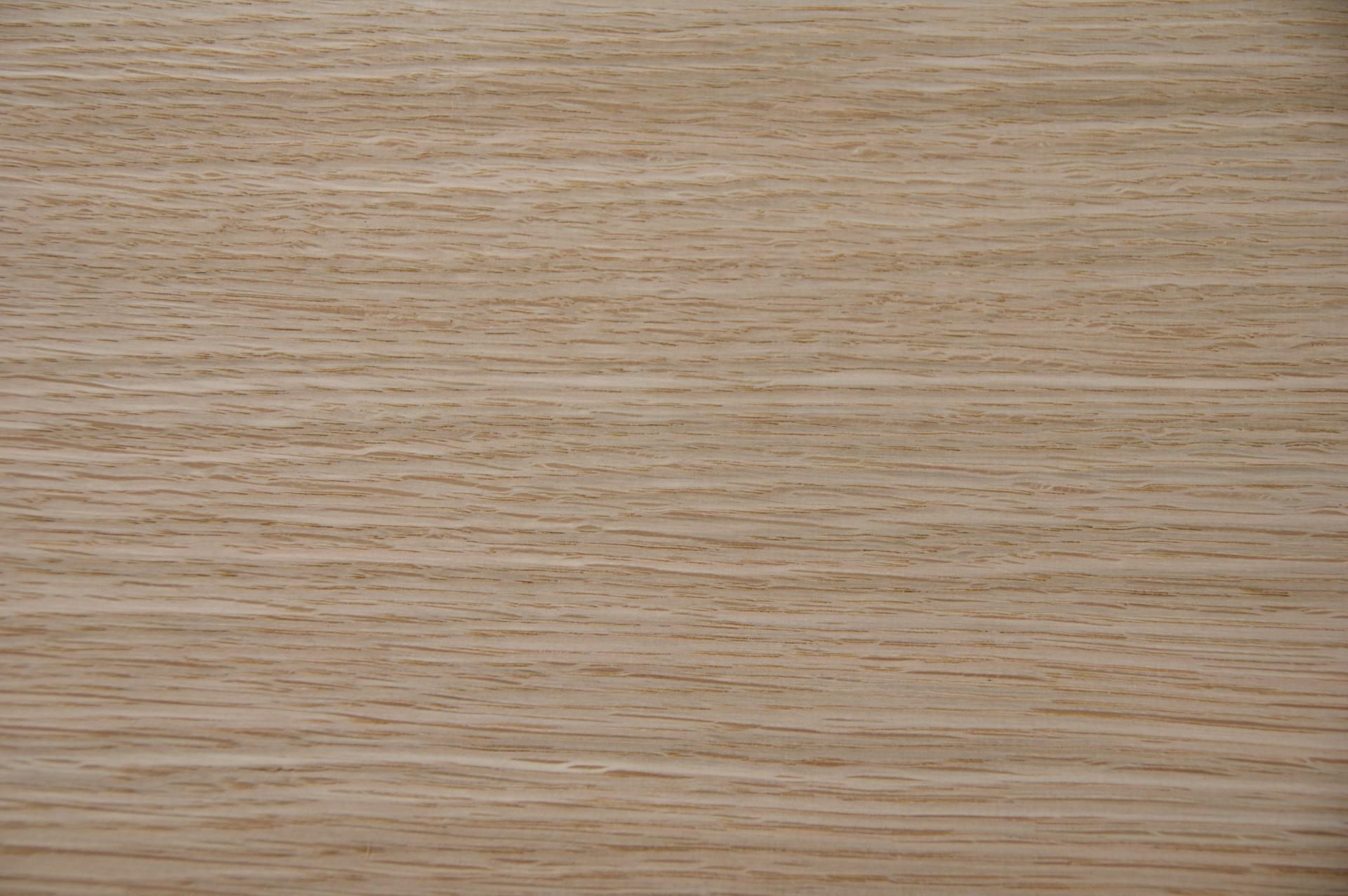 Eiche, europäische -Furnier (0,6mm) - 9,53m² (19Stk. x 295cm x 17cm)