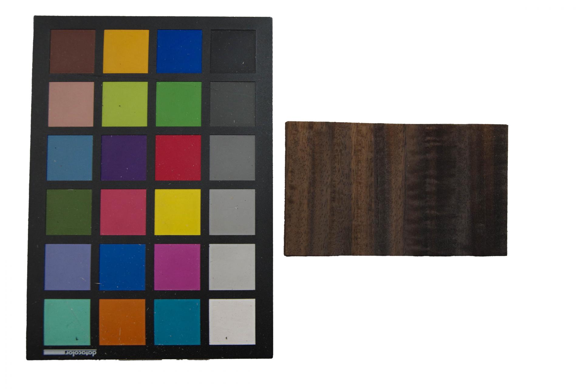 Eucalyptus (smoked), - veneer (0,6mm) - 0,09m² (8pcs. x 18cm x 6,5cm)