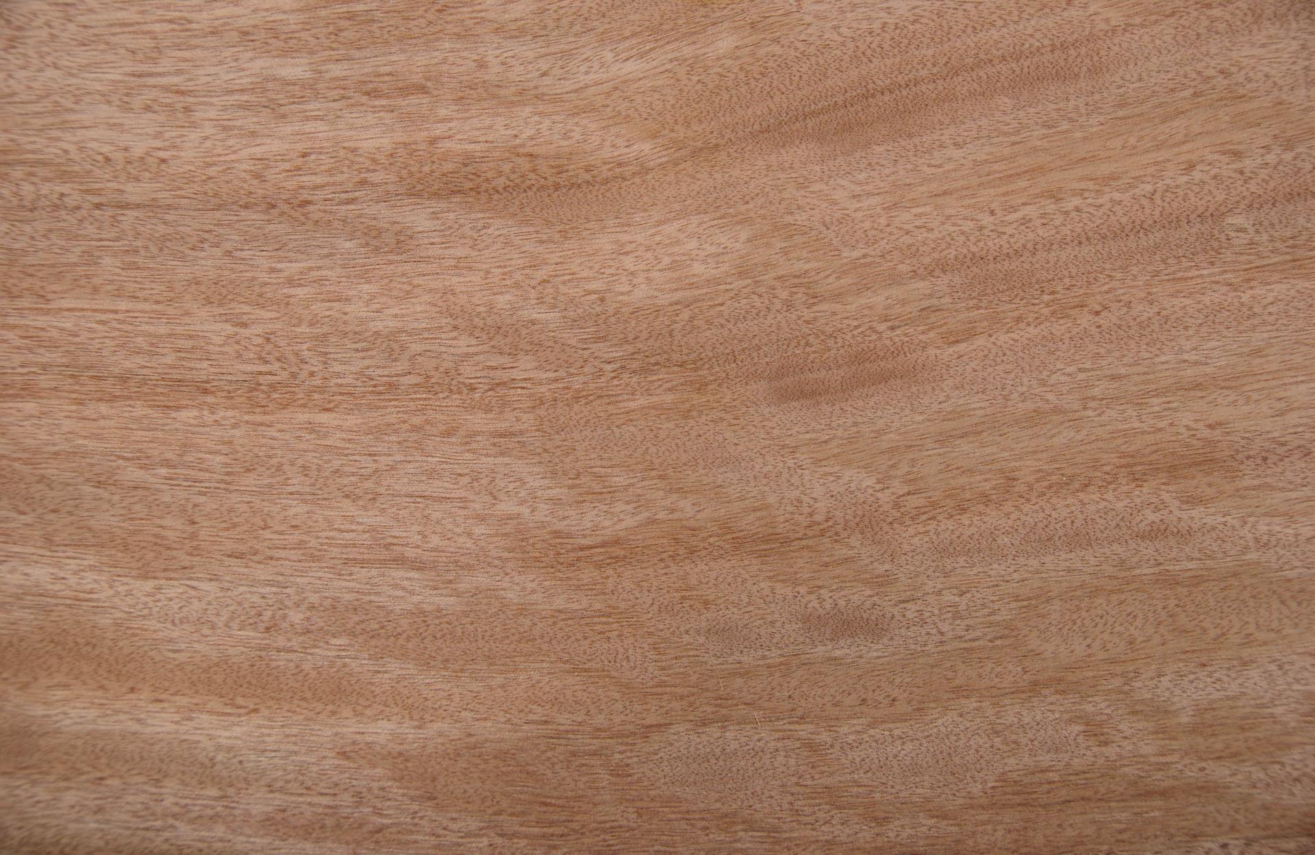 Gabun-Mahagoni, Okoumé -Furnier (0,6mm) - 13,25m² (26Stk. x 196cm x 26cm)