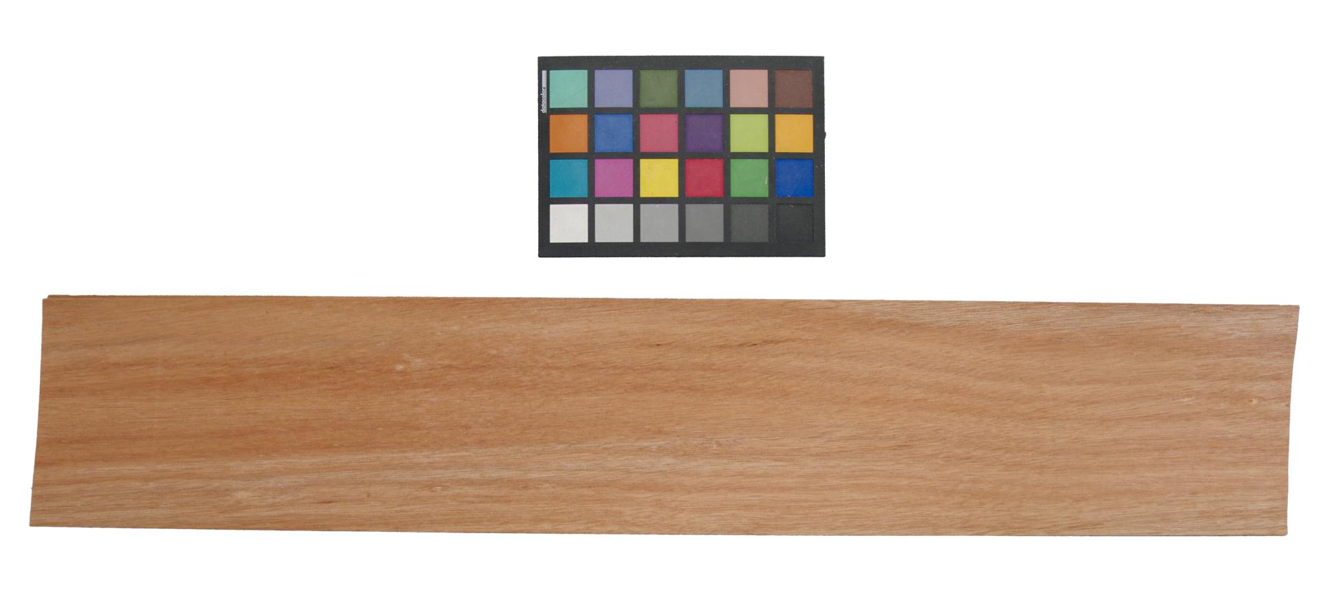 Gabun-Mahagoni, Okoumé -Furnier (0,6mm) - 2,42m² (19Stk. x 85cm x 15cm)