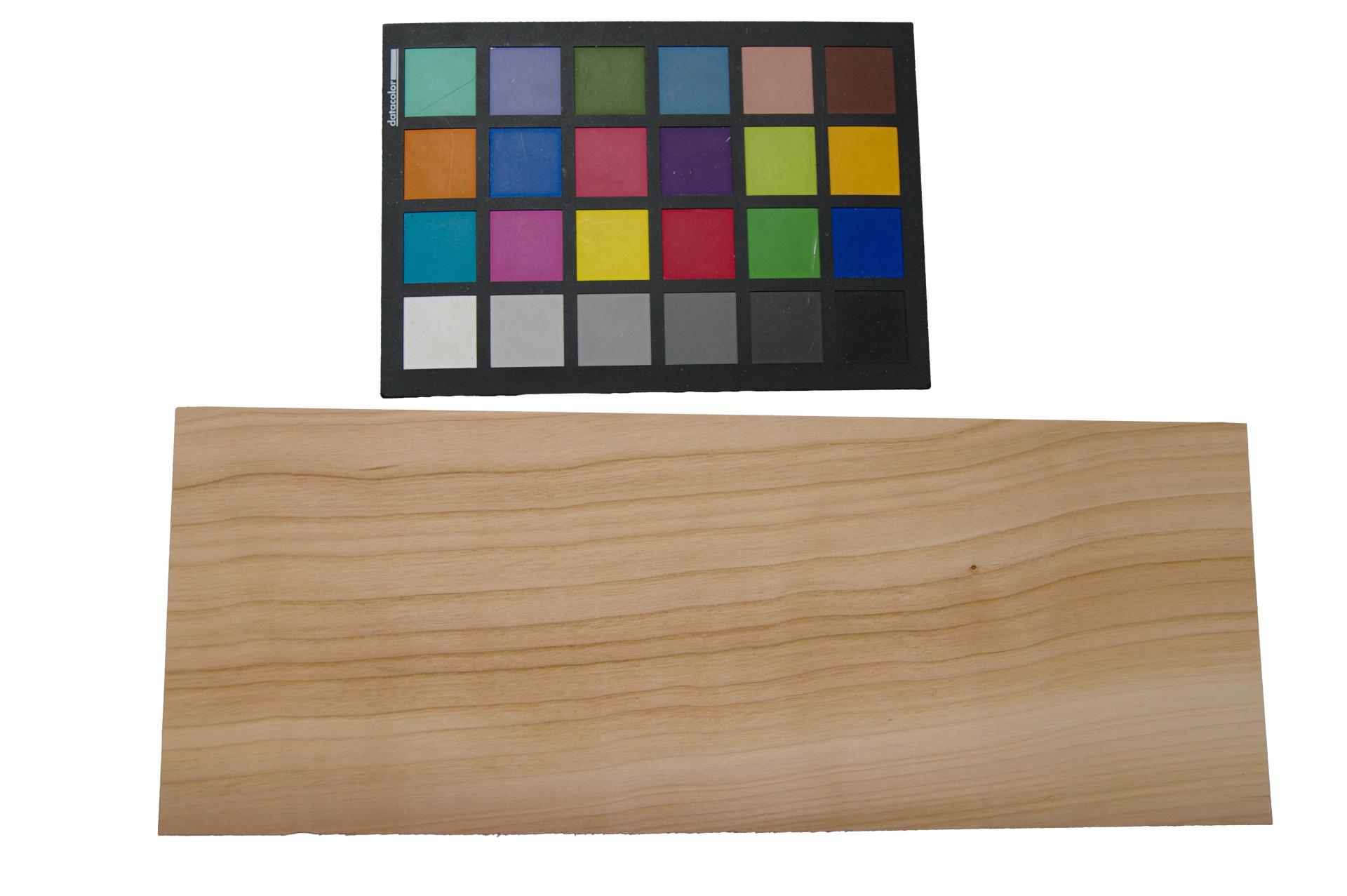 European Cherry, - veneer (2,5mm) - 0,3m² (6pcs. x 37cm x 13,5cm)