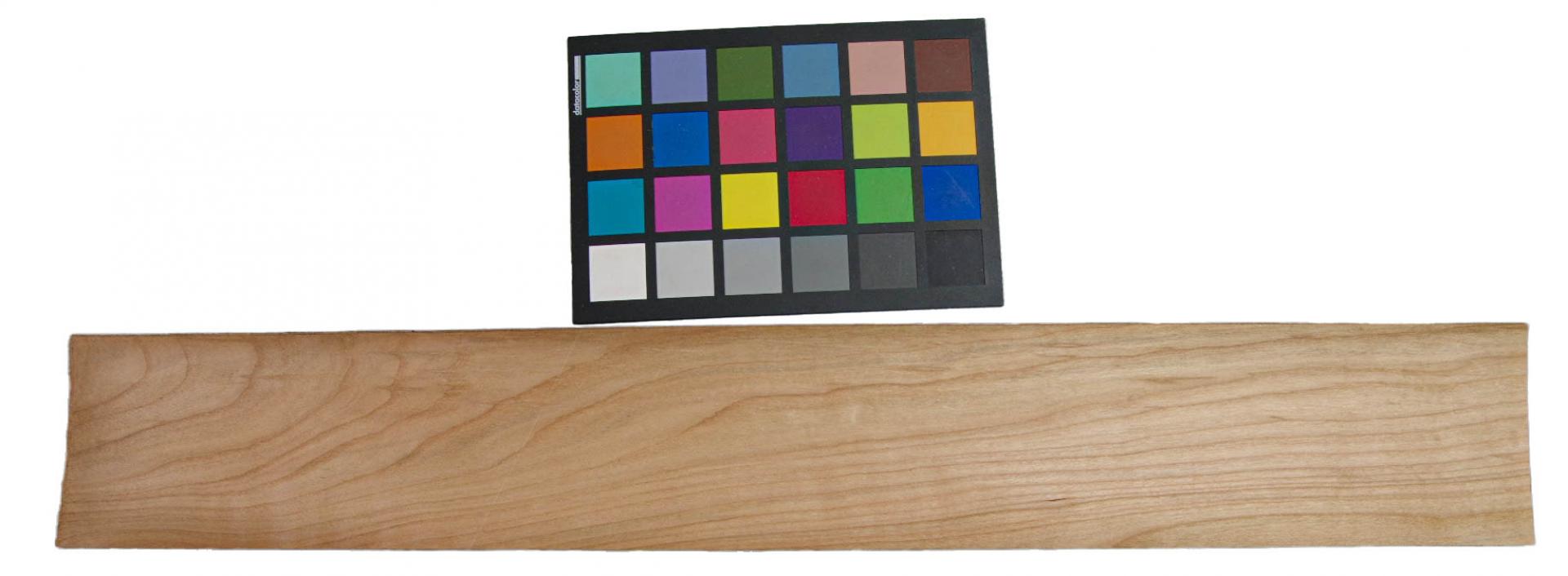 Kirschbaum, europäischer Furnier mit Farbreferenz-Karte