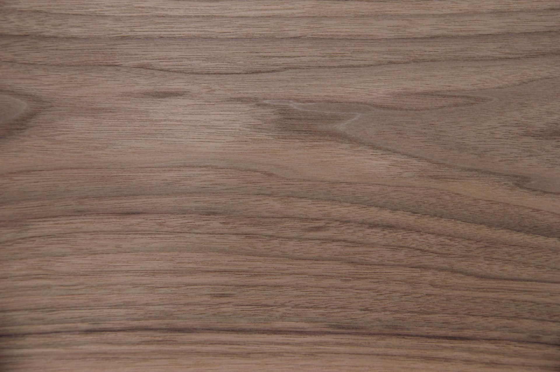 Nussbaum, amerikanischer -Furnier (0,6mm) - 20,86m² (31Stk. x 313cm x 21,5cm)