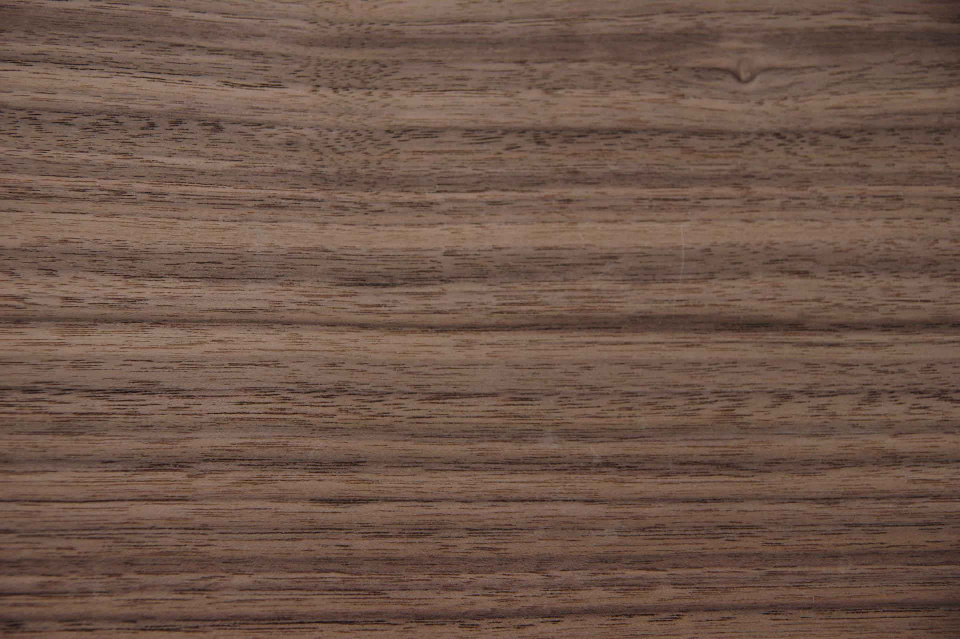 Nussbaum, amerikanischer -Furnier (1,4mm) - 3,79m² (12Stk. x 186cm x 17cm)